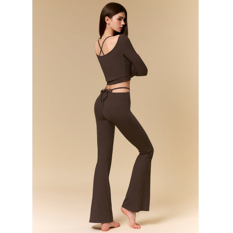 Set Fitness Donna – Crop Top e Pantaloni Svasati – foto 5 di 8