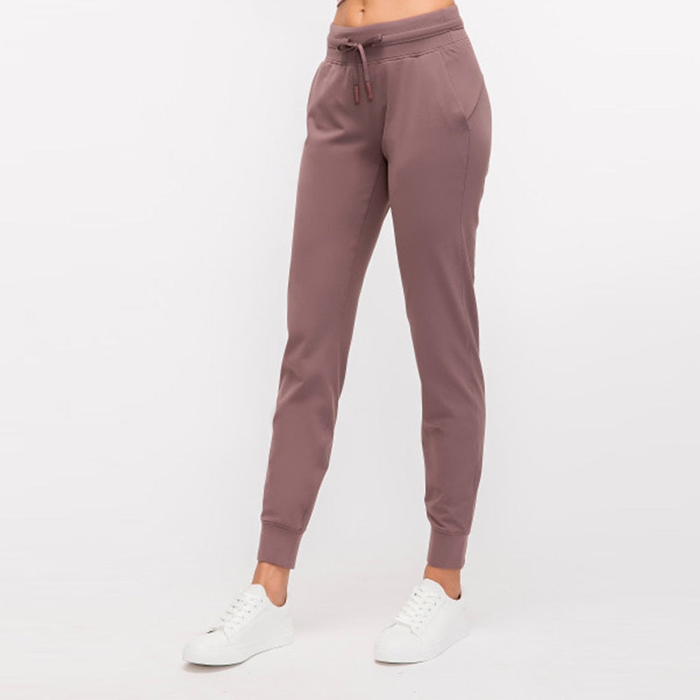 Damen-Jogginghose mit Taschen – weich und elastisch – Bild 4 von 11