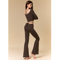 Set Fitness Donna – Crop Top e Pantaloni Svasati – Marrone