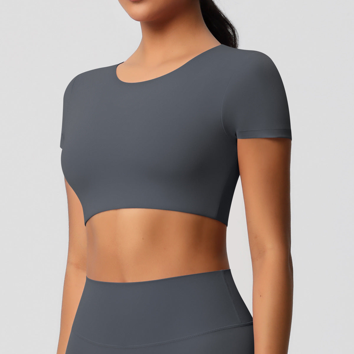 Completo Sportivo Donna – Top Schiena Lavorata e Pantaloni – Maglia manica corta 7105 – grigio grafite