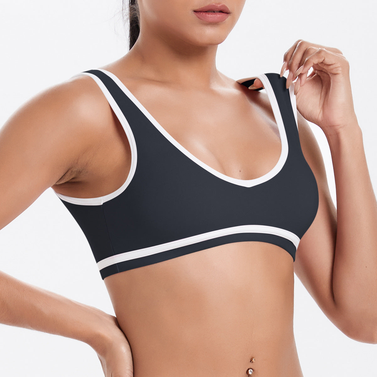 Completo Sportivo Donna – Top Incrociato e Pantaloni a Gamba Larga – Reggiseno sportivo 7120 – nero