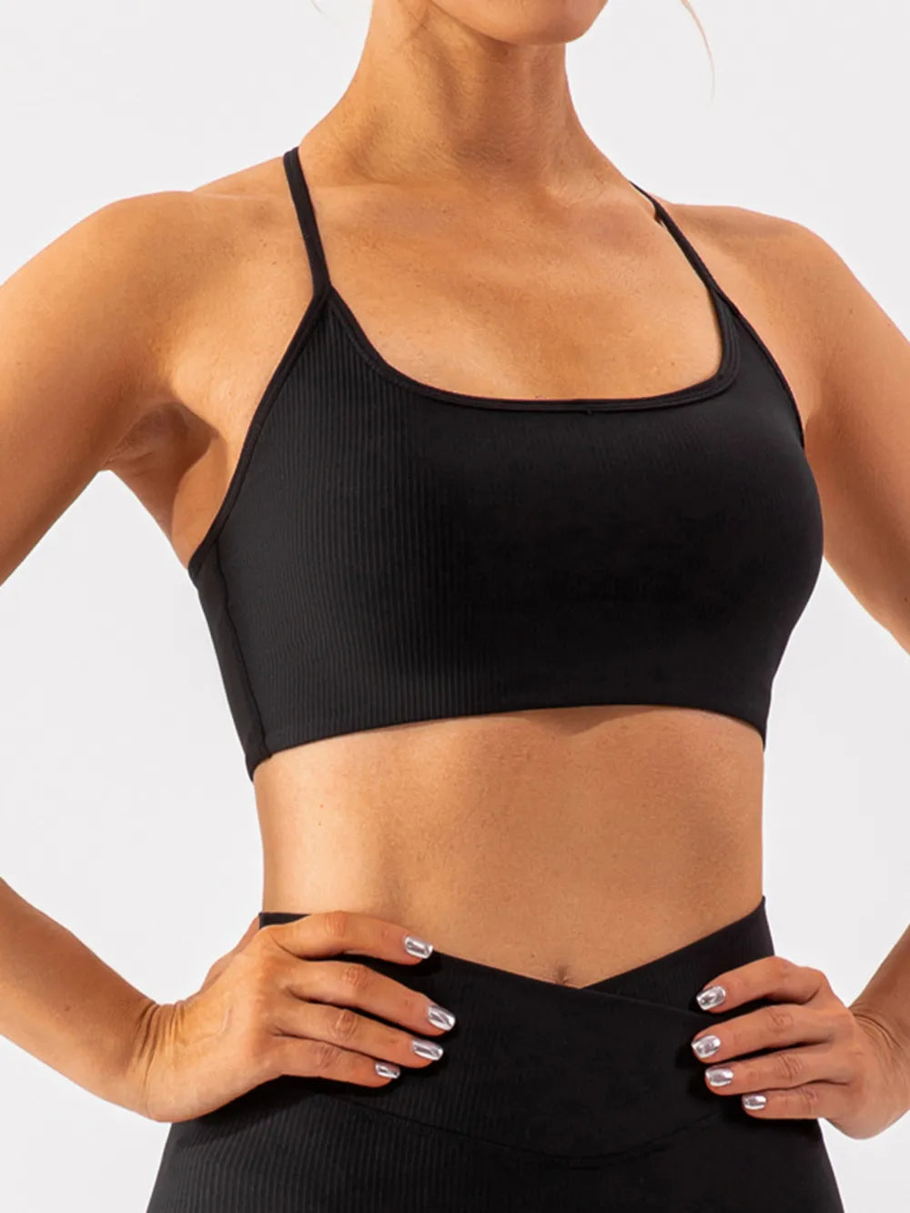 Top Sportivo Donna con Schiena Lavorata – Nero