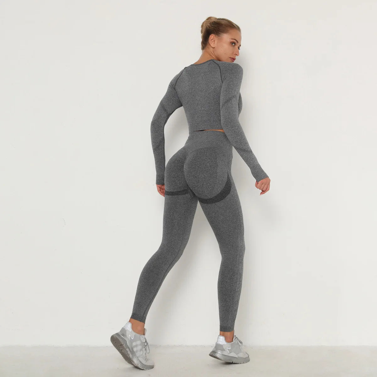 Set Fitness Donna Seamless – Top e Leggings – Grigio scuro