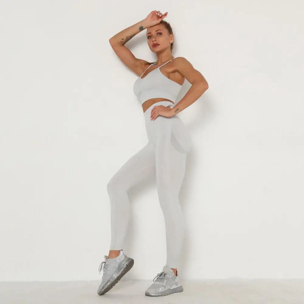 Set Fitness Donna Seamless – Top e Leggings – Grigio chiaro (con top a fascia)